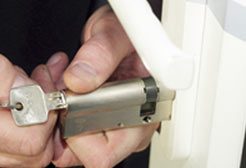 City Locksmith Services Milwaukee, WI 414-909-8866 City Locksmith Services Milwaukee, WI 414-909-8866