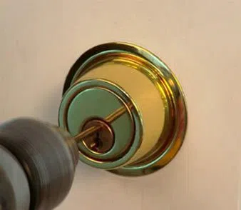 City Locksmith Services Milwaukee, WI 414-909-8866 - 5-Locksmith-Around-Me